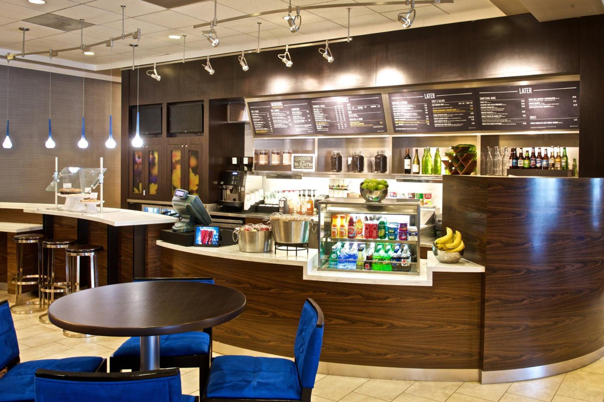 Courtyard By Marriott Boston Billerica Bedford Hotel Exterior photo